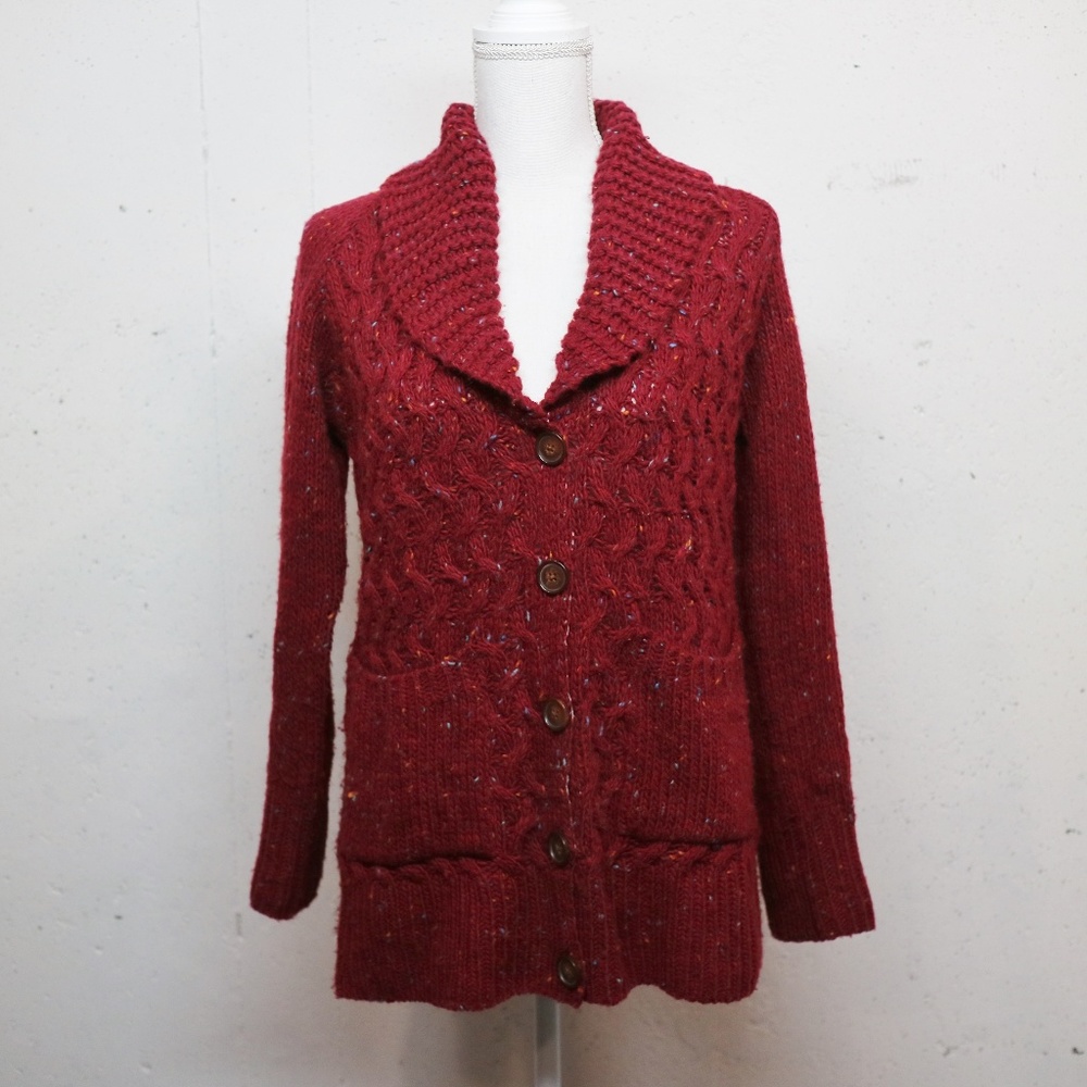 Isabella Sinclair | Anthro cardigan size M